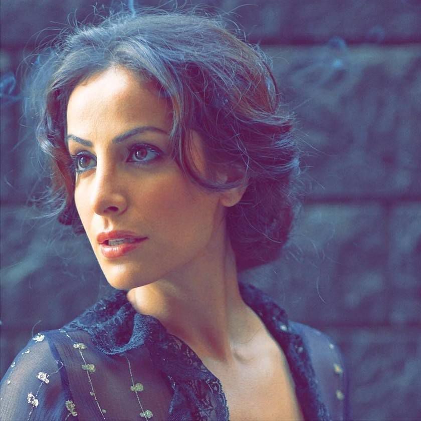 Турецкая актриса Фатма Топташ