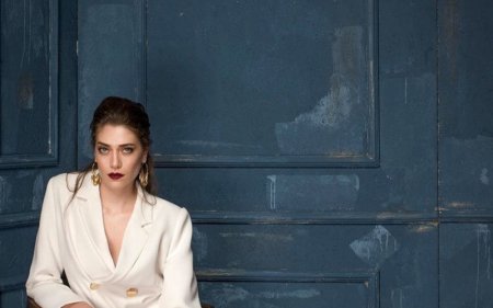 Новый проект Ознур Серчелер, после успеха в сериалах «Ранняя пташка», «Полнолуние»