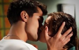 Поцелуй Ферита в сериале «Зимородок» меняет ход истории!