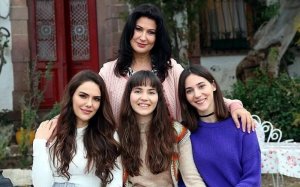 Большой успех сериала «Три сестры» распространился за пределы Турции!