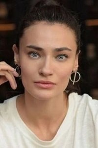 Саадет Ишил Аксой